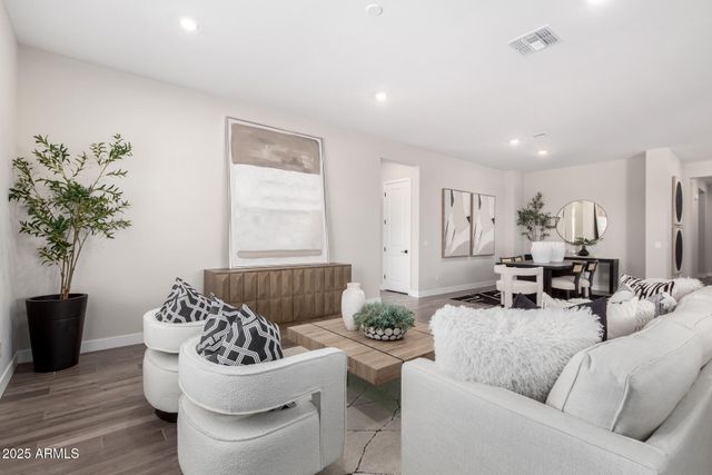 43471 N Wollemi Street, Queen Creek, AZ 85140