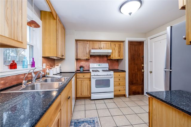 30 Raleigh Street, Rochester, NY 14620