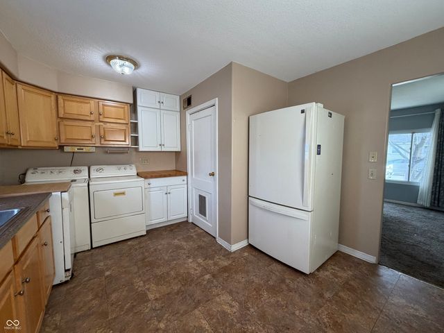 2240 Saint Paul Street, Indianapolis, IN 46203