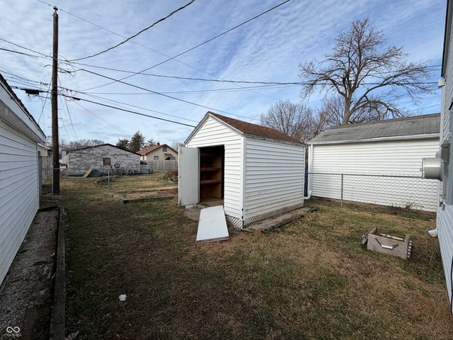 2240 Saint Paul Street, Indianapolis, IN 46203