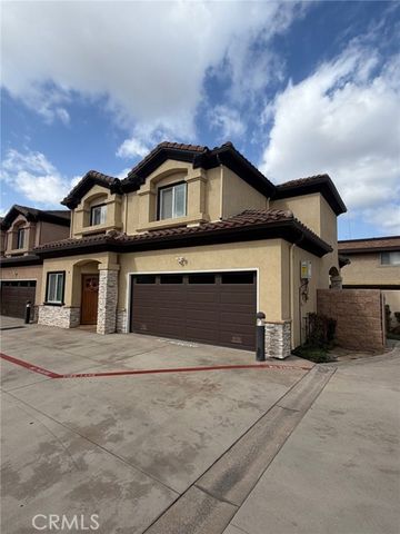 6518 Walker, Bell, CA 90201