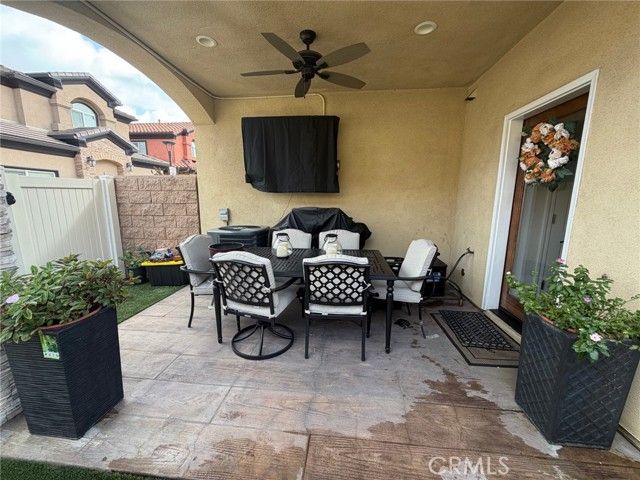 6518 Walker, Bell, CA 90201