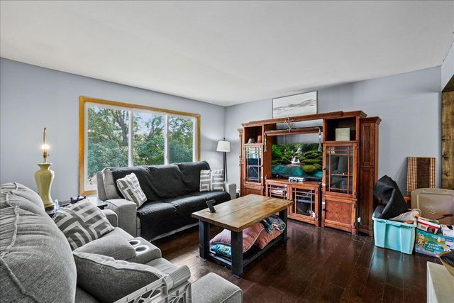 6650 Monument Avenue, Portage, IN 46368