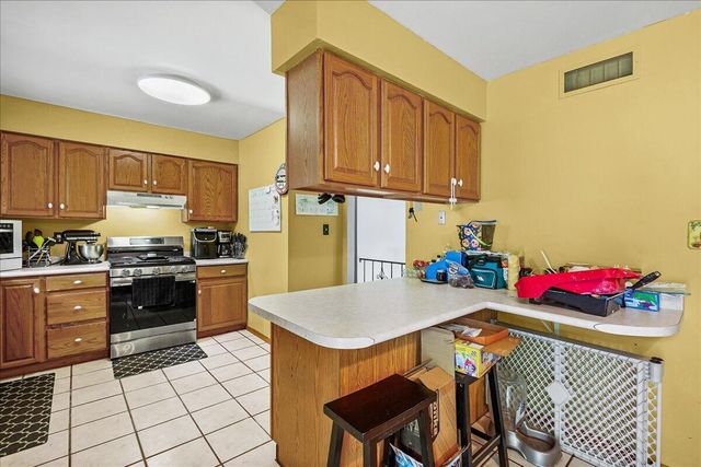 6650 Monument Avenue, Portage, IN 46368