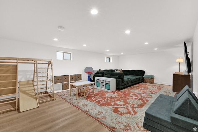 696 S LOCUST AVE, Pleasant Grove, UT 84062