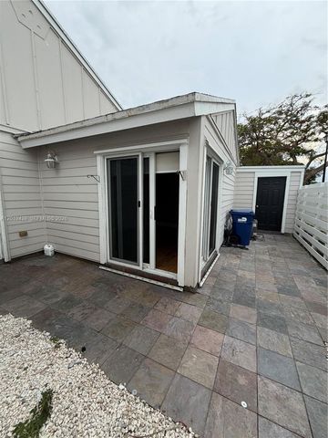 13712 SW 149th Cir Ln 4-52, Miami, FL 33186