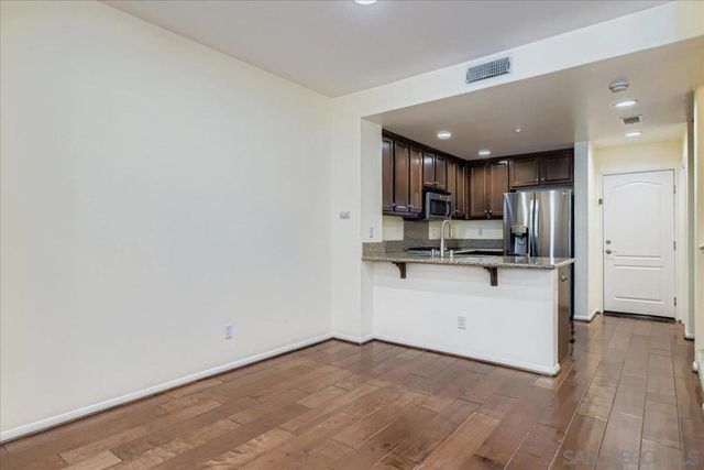 17019 Camino Marcilla 5, San Diego, CA 92127