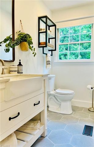 707 Bellview Street, Winston-salem, NC 27103