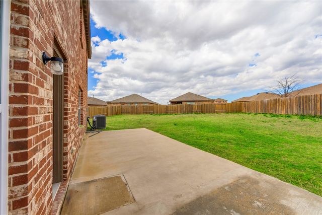 328 Layland Drive, Anna, TX 75409