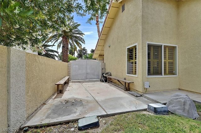 1016 Grey Hollow Avenue, North Las Vegas, NV 89031