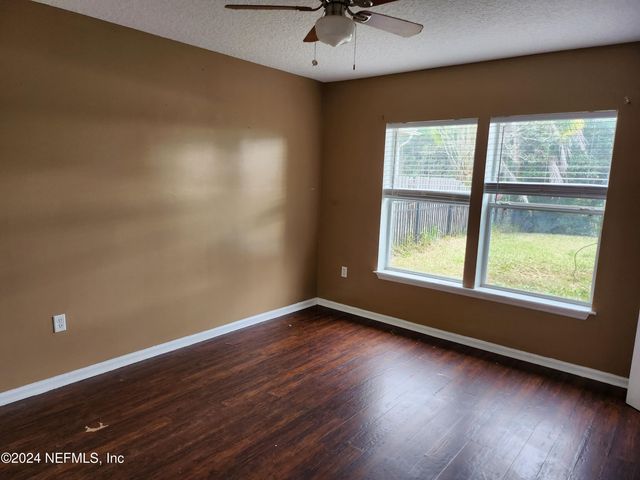 9194 PROSPERITY LAKE Drive, Jacksonville, FL 32244
