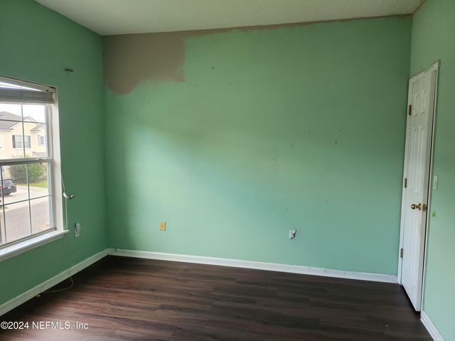 9194 PROSPERITY LAKE Drive, Jacksonville, FL 32244