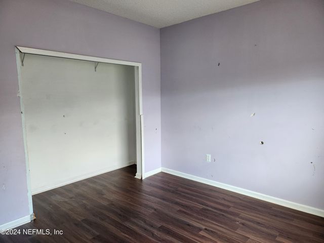 9194 PROSPERITY LAKE Drive, Jacksonville, FL 32244