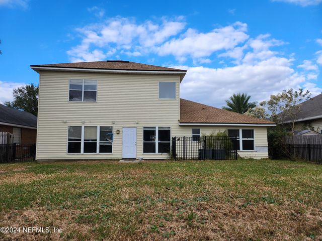 9194 PROSPERITY LAKE Drive, Jacksonville, FL 32244