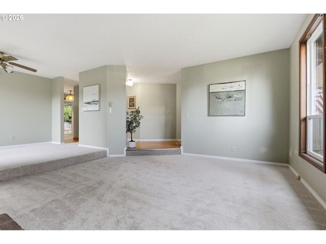 6808 Ne 92ND Ct, Vancouver, WA 98662