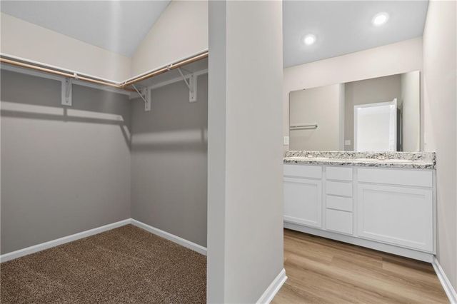 20222 W 195th Street, Spring Hill, KS 66083