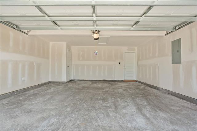 20222 W 195th Street, Spring Hill, KS 66083