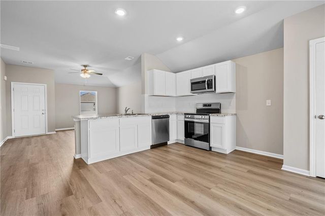 20222 W 195th Street, Spring Hill, KS 66083