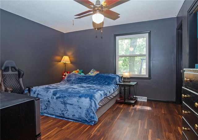 8951 Rene Street, Lenexa, KS 66215