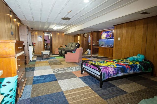 8951 Rene Street, Lenexa, KS 66215