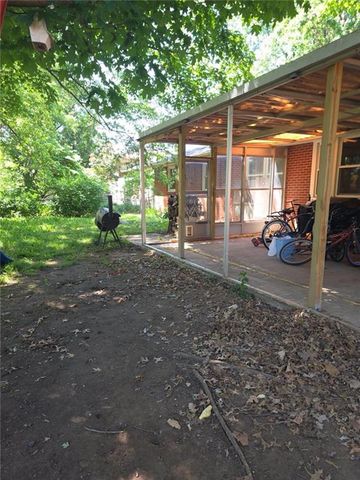 8951 Rene Street, Lenexa, KS 66215