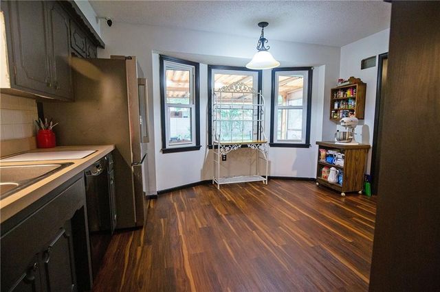 8951 Rene Street, Lenexa, KS 66215