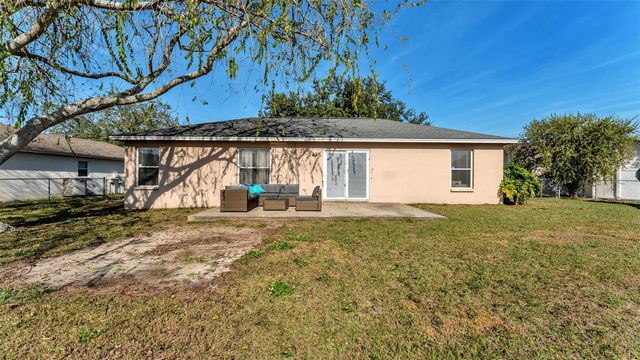 7406 BRIARBAY LOOP, Lakeland, FL 33810