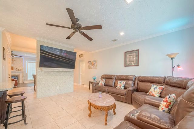 5439 Fern Park Drive, Kingwood, TX 77339