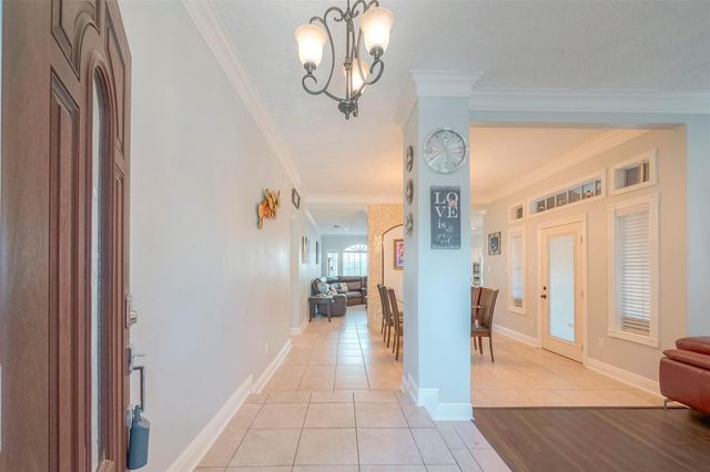 5439 Fern Park Drive, Kingwood, TX 77339
