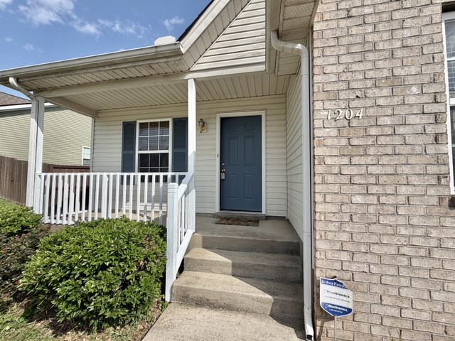 1204 Lakewalk Dr, Antioch, TN 37013