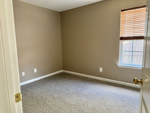 1204 Lakewalk Dr, Antioch, TN 37013