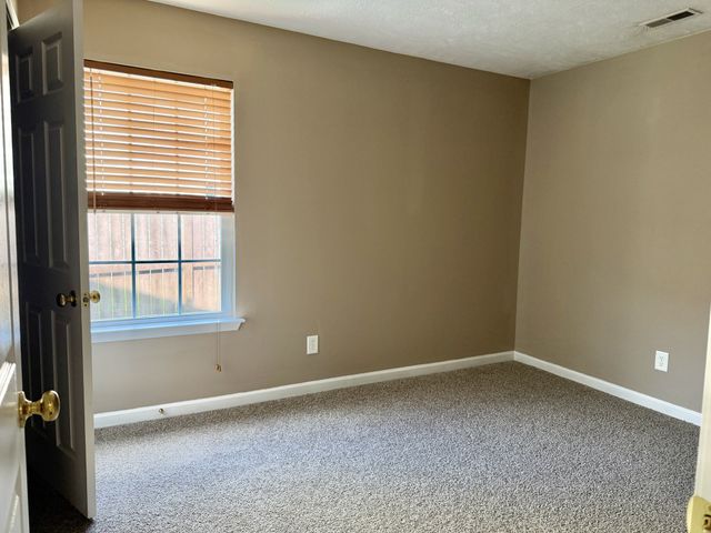 1204 Lakewalk Dr, Antioch, TN 37013