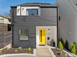 2535 SE I St #A, Tacoma, WA 98405