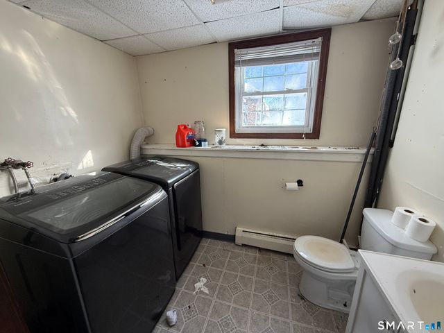 98 1st Street, Suffield, CT 06078