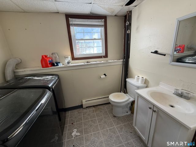 98 1st Street, Suffield, CT 06078