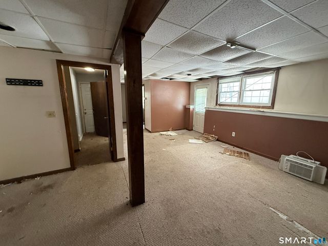 98 1st Street, Suffield, CT 06078