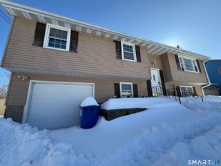 98 1st Street, Suffield, CT 06078