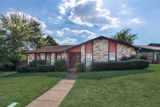 7626 Ashcrest Lane, Dallas, TX 75249