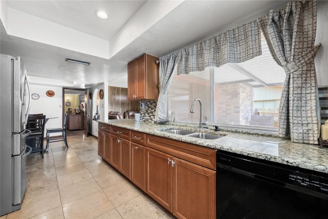 7626 Ashcrest Lane, Dallas, TX 75249