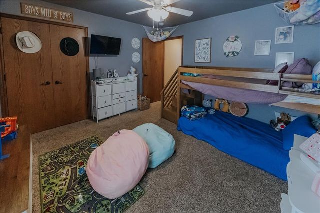 958 Cotswold Court, Blanchard, OK 73010