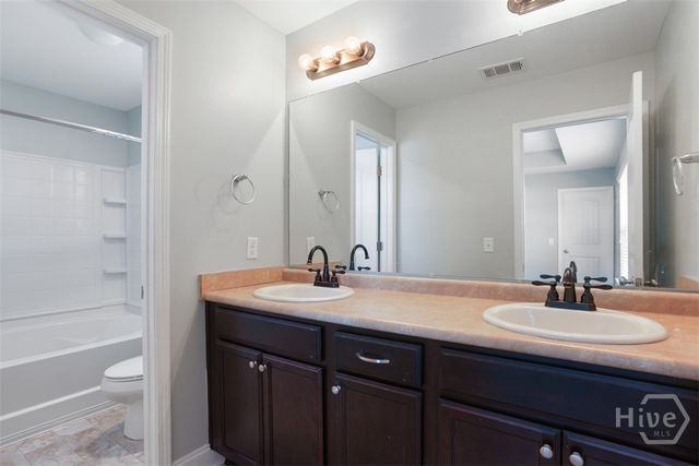 120 Bonnie, Ellabell, GA 31308