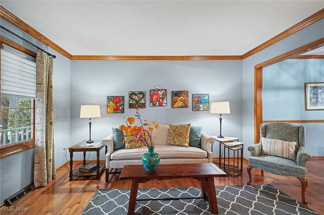 13285 S Partridge Drive, Valley View, OH 44125