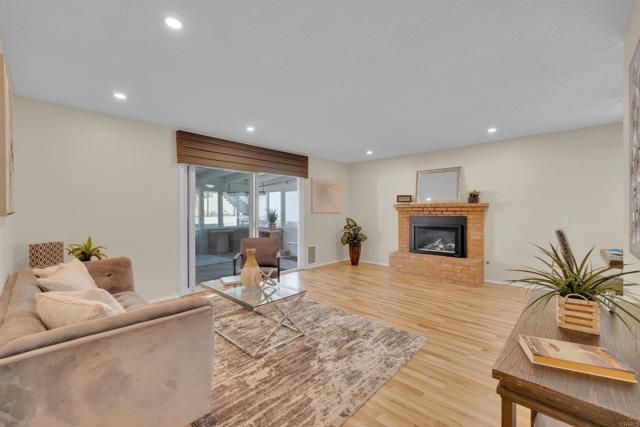 9430 Lake Canyon, Santee, CA 92071