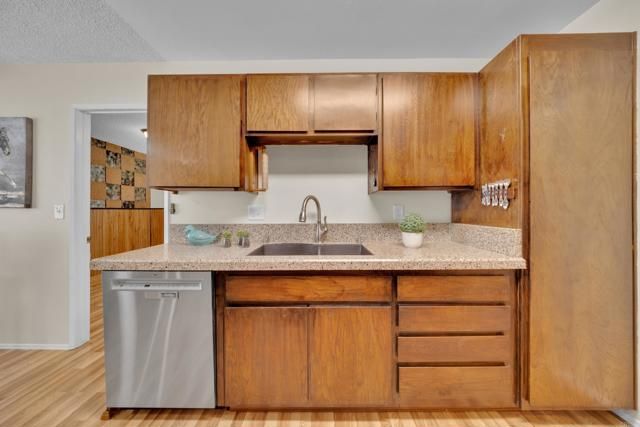 9430 Lake Canyon, Santee, CA 92071