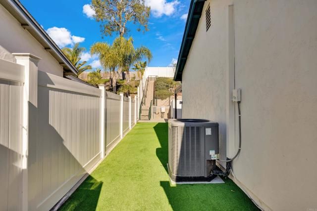 9430 Lake Canyon, Santee, CA 92071