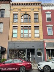 53 3rd Street 1E, Troy, NY 12180