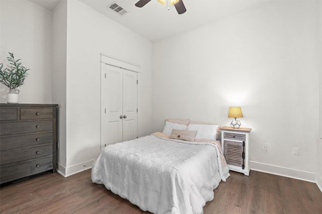 13001 Hymeadow DR 3, Austin, TX 78729