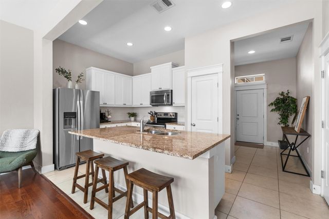 13001 Hymeadow DR 3, Austin, TX 78729