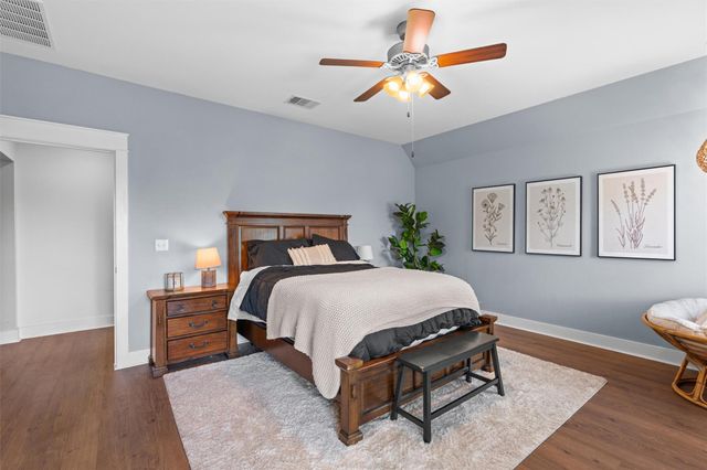 13001 Hymeadow DR 3, Austin, TX 78729