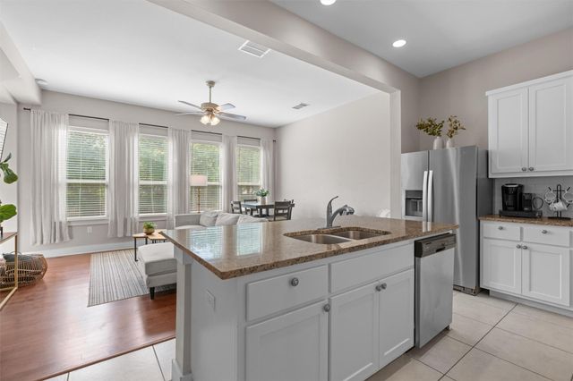 13001 Hymeadow DR 3, Austin, TX 78729